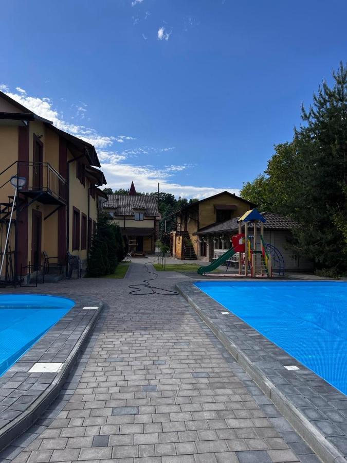 Sadyba Magnat Hotel Dilyatyn Exteriér fotografie