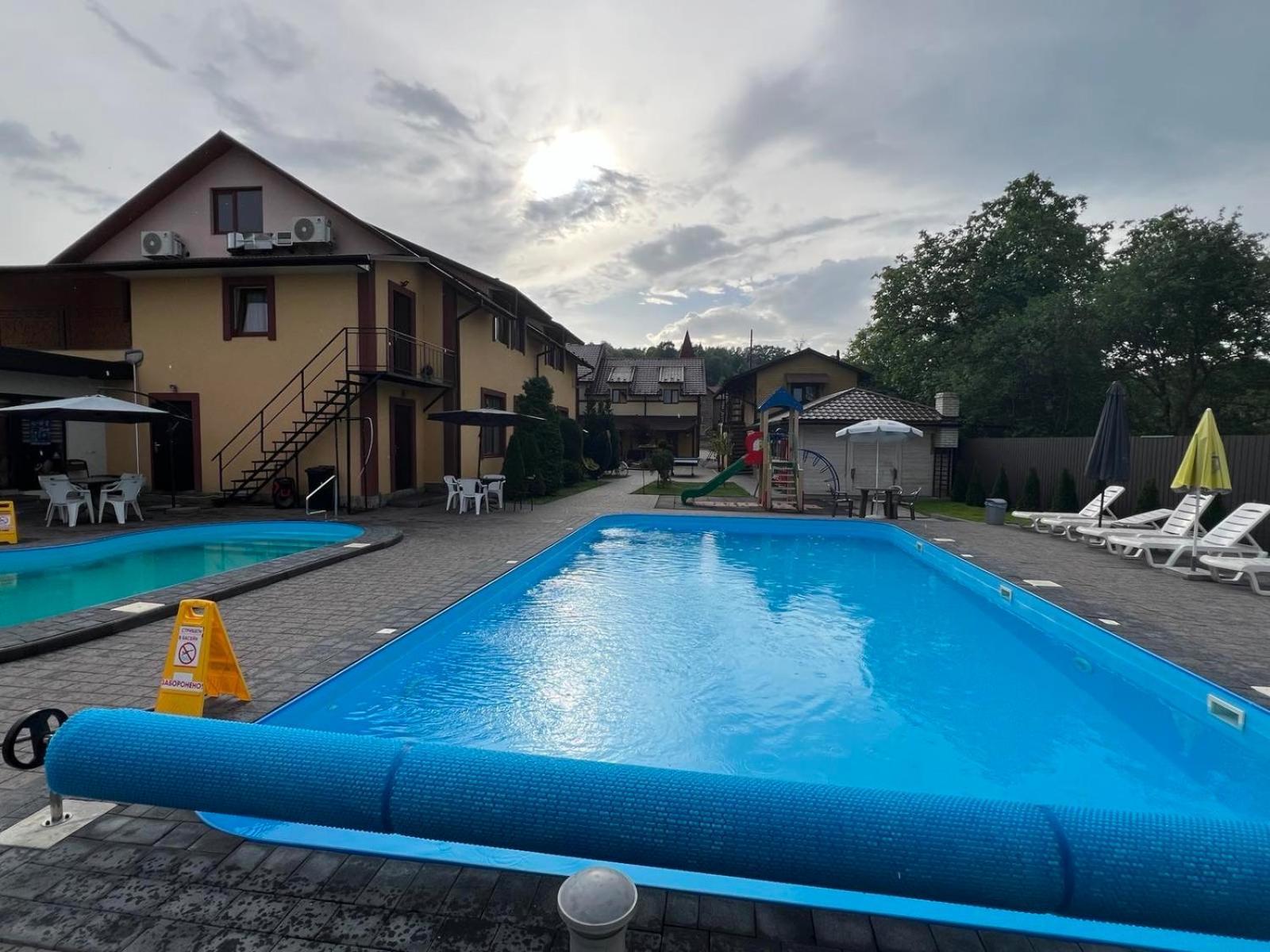 Sadyba Magnat Hotel Dilyatyn Exteriér fotografie